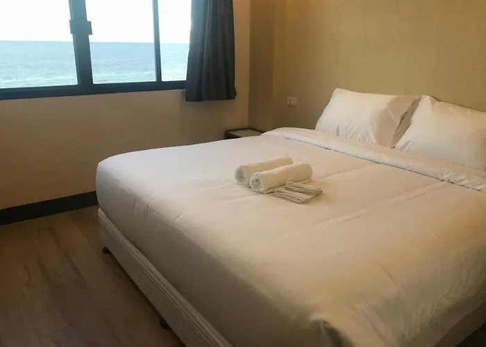 Babylon Coast 3*